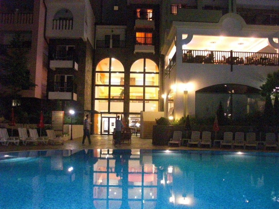 Nachtbeleuchtung I Bella Vista Beach Club