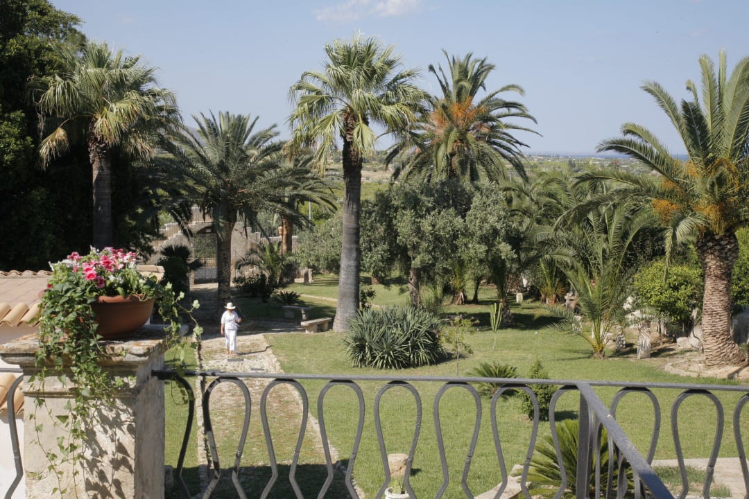 Giardino Villa Favorita