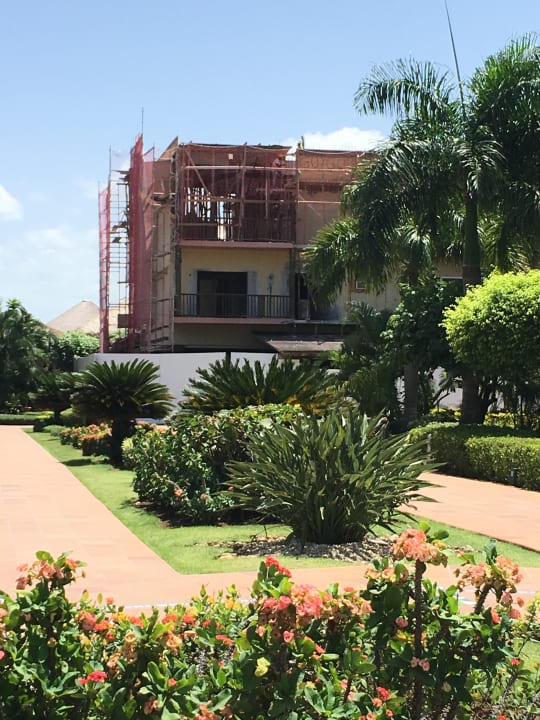 Außenansicht Grand Sirenis Punta Cana Resort & Aquagames