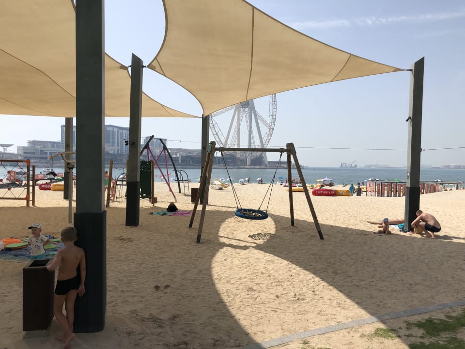 Strand Amwaj Rotana Jumeirah Beach Residence