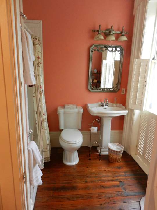 Bad 17hundred90 Inn & Restaurant