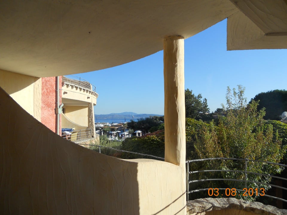 Unser Balkon mit Teilblick auf das Meer Hotel Resort & Spa Baia Caddinas