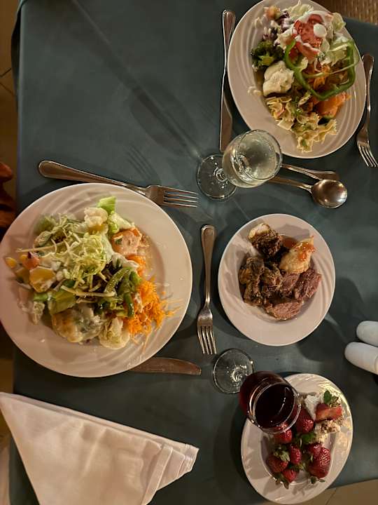 Gastro Three Corners Happy Life Beach Resort