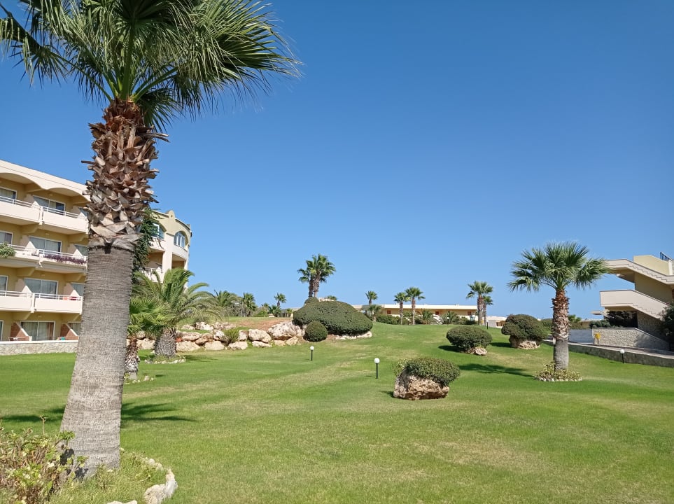 Gartenanlage Hotel Kalithea Horizon Royal
