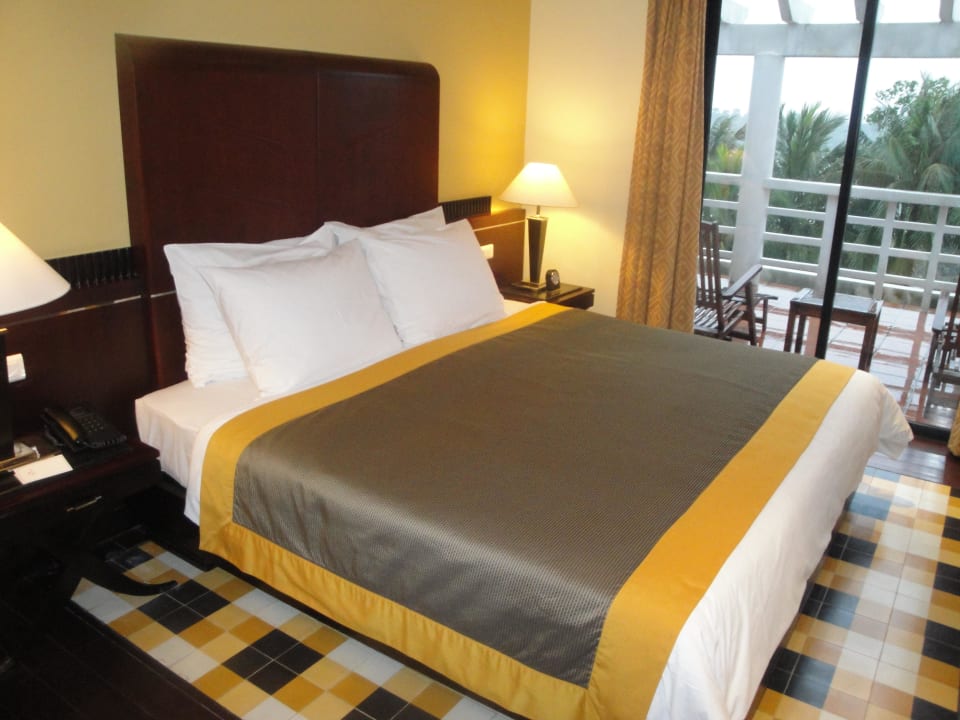 Doppelzimmer Azerai La Residence, Hue