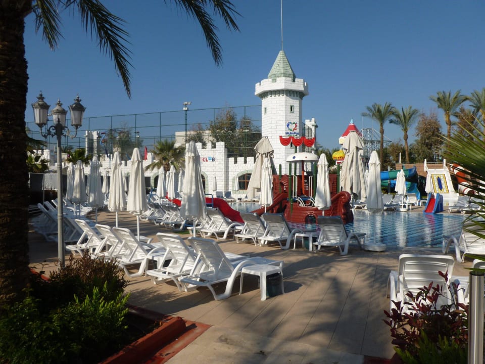 Piscine pour enfant et mini-club Hotel Delphin Imperial