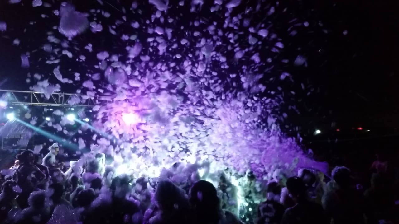 Beachparty mit Schaumkanone Adalya Resort & Spa - Adults Only