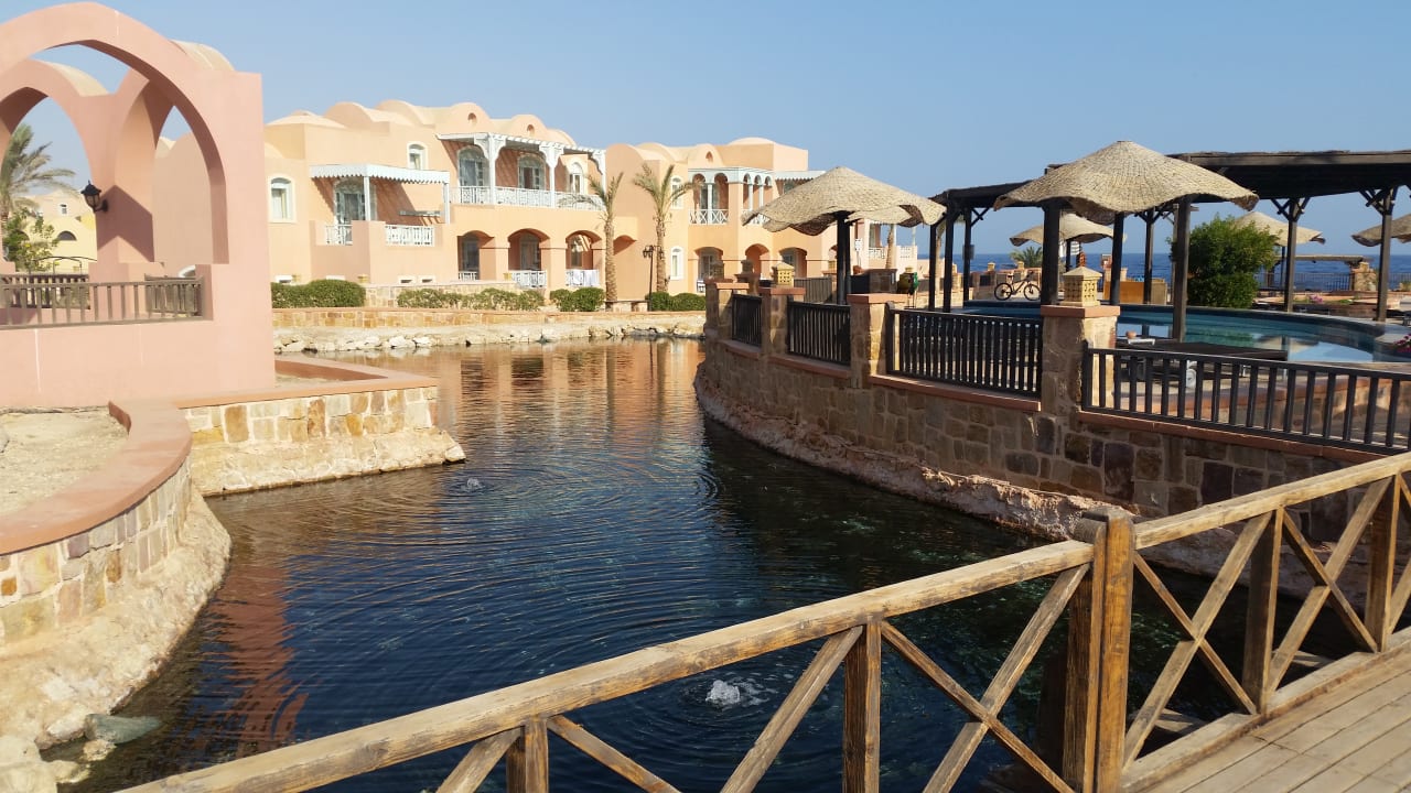 Außenansicht Radisson Blu Resort, El Quseir