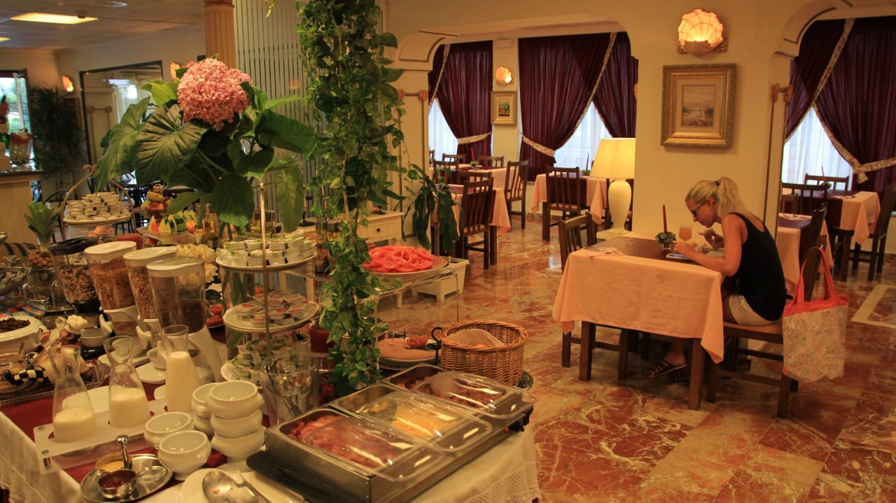 Desayuno Hotel Claramar