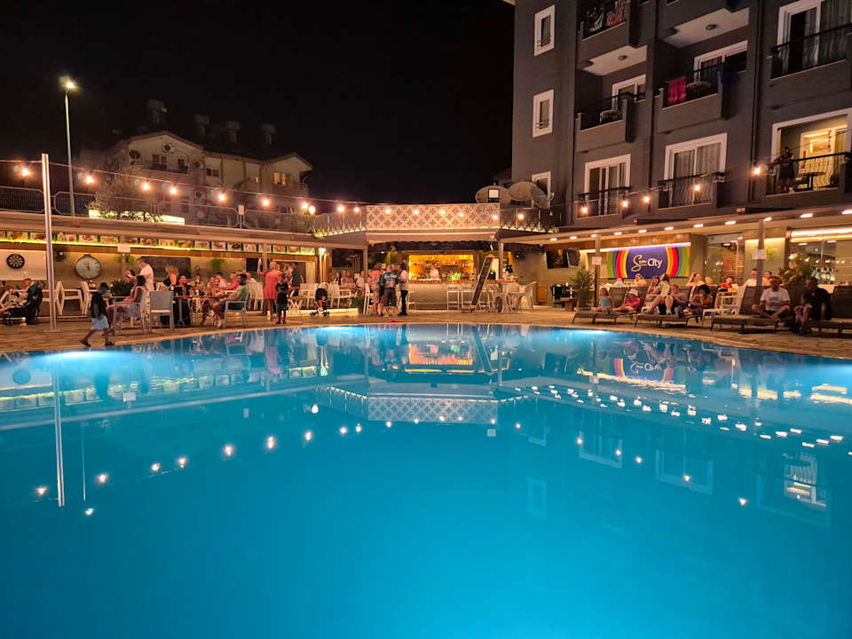 Gastro Sun City Apartments