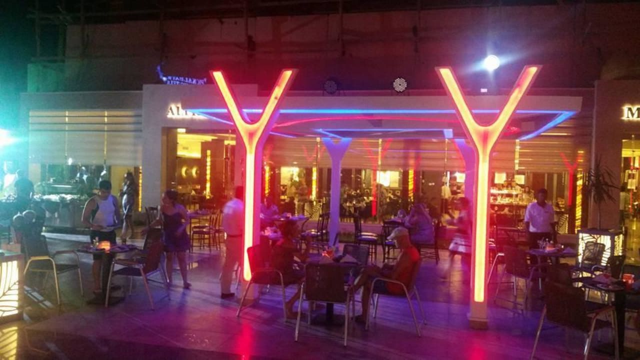 Open air Abendessen - immer donnerstags & sonntags Pickalbatros Aqua Park Resort - Hurghada