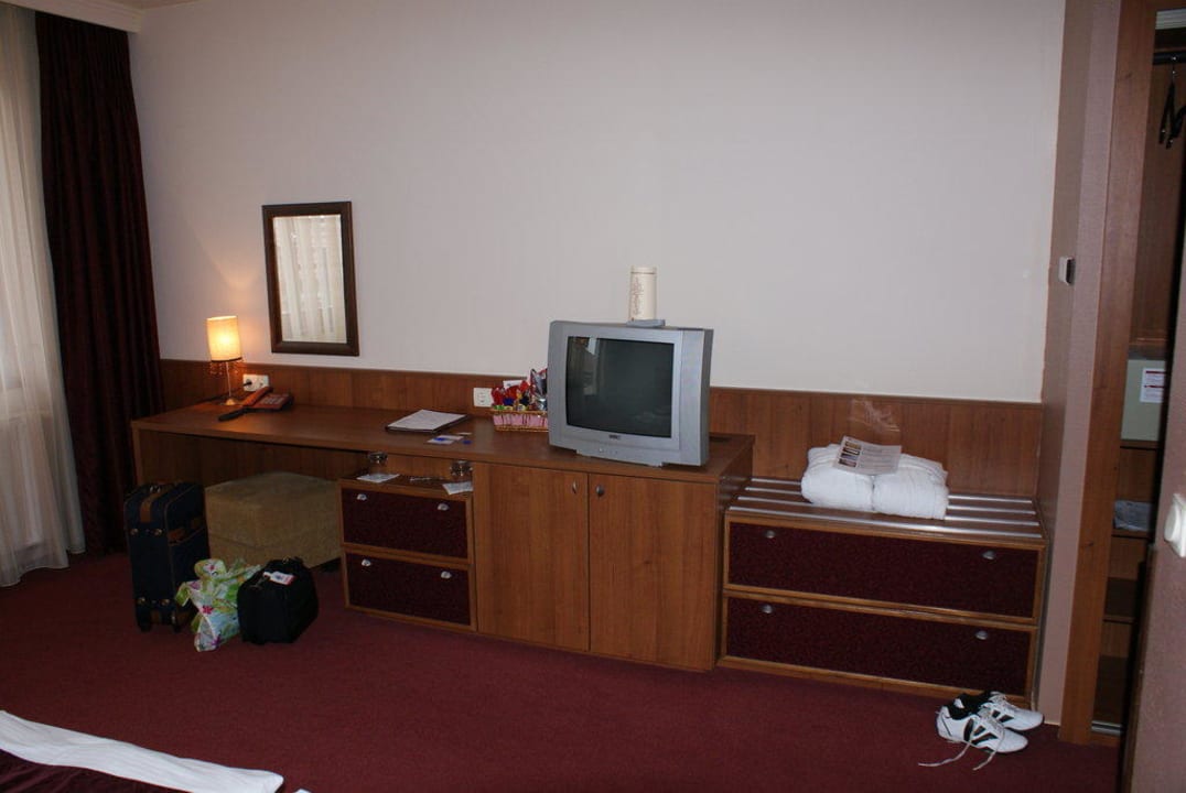 Zimmer mit sicht auf die Minibar Caramell Premium Resort