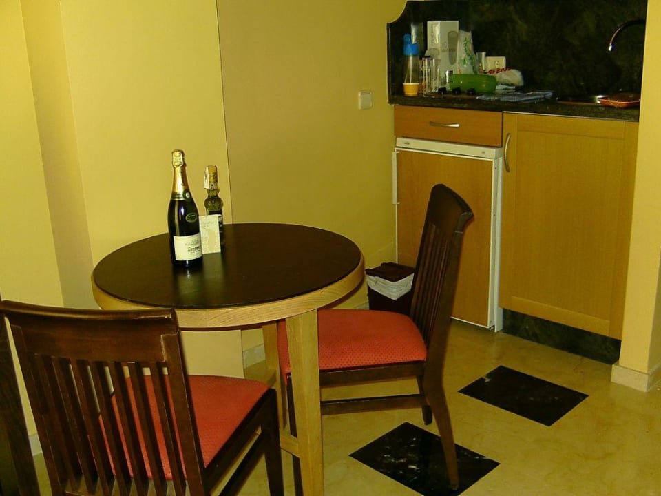 Wohnraum Grupotel Playa de Palma Suites & Spa