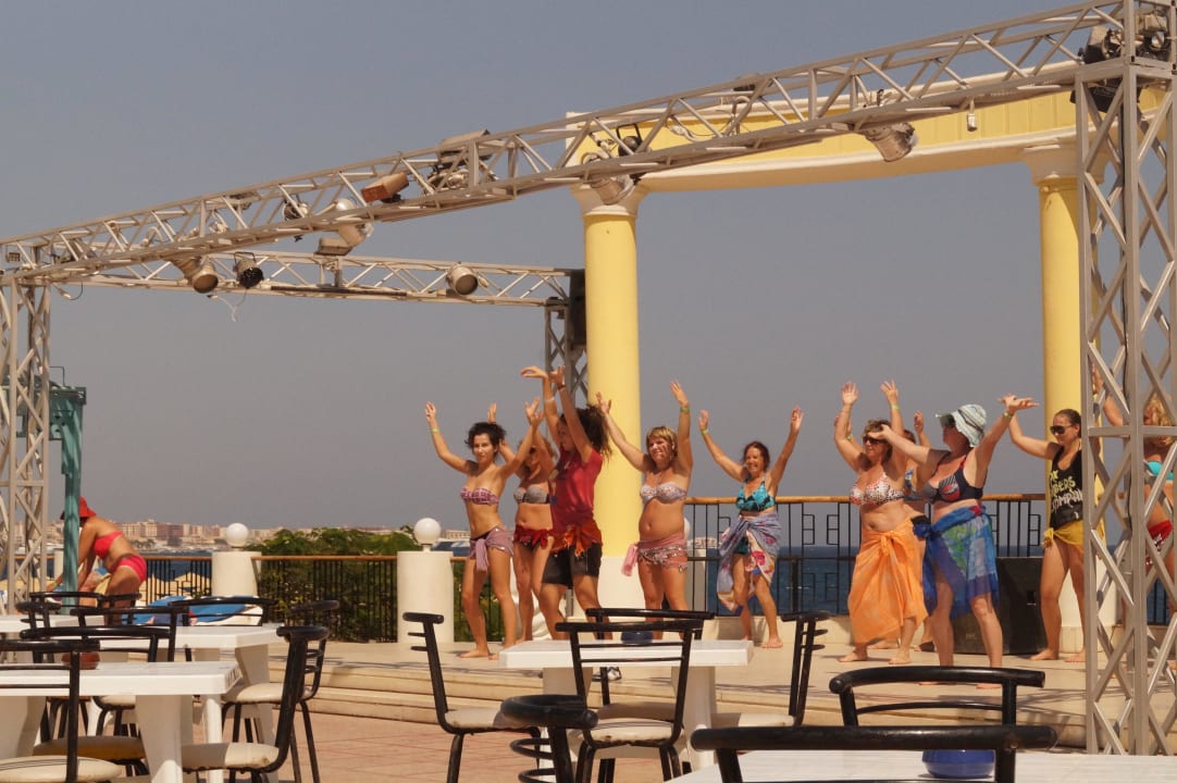 Танцы живота SUNRISE Holidays Resort (Adults Only)