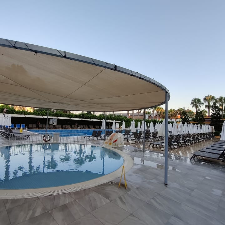 Pool Hane Family Resort