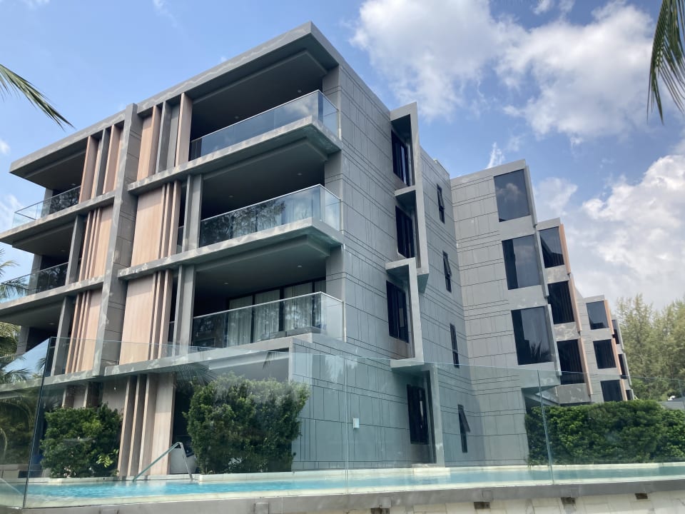 Außenansicht La Vela Khao Lak