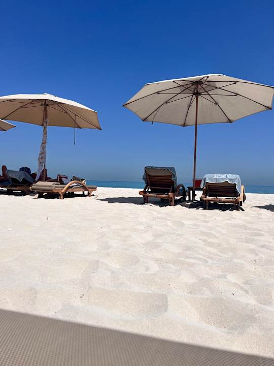 Strand Saadiyat Rotana Resort &  Villas