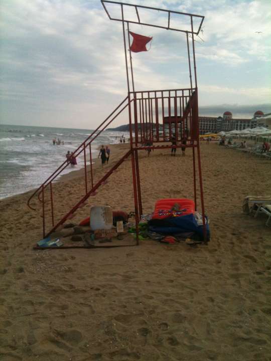 Sieht gut aus die Müllhalde am Strand HVD Clubhotel Miramar