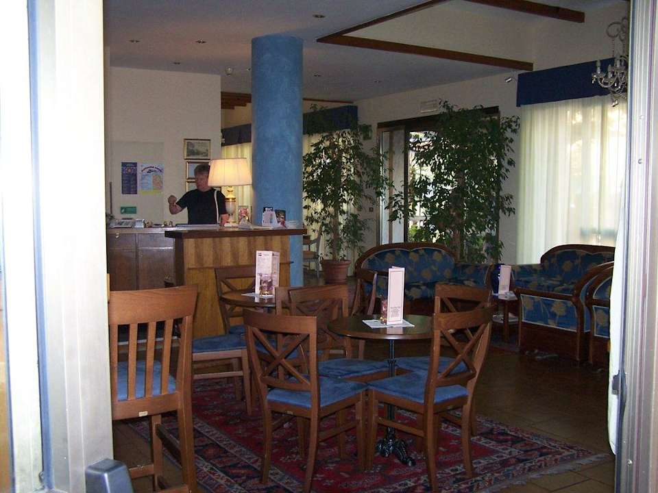 Lobby mit Rezeption Hotel Casa Rossa