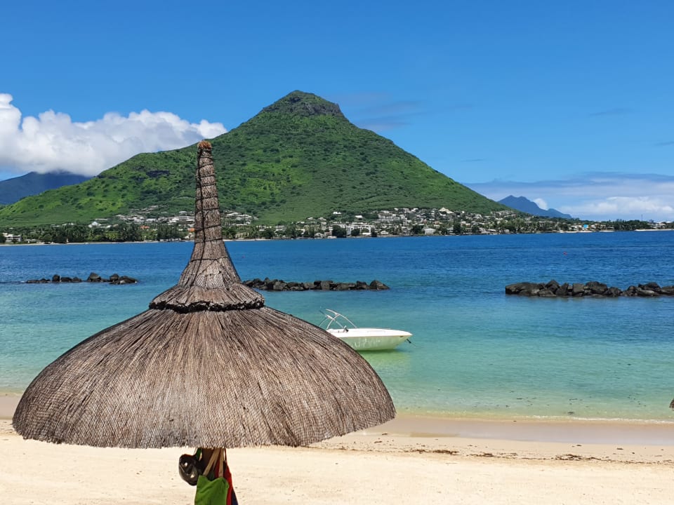 Strand Sands Suites Resort & Spa