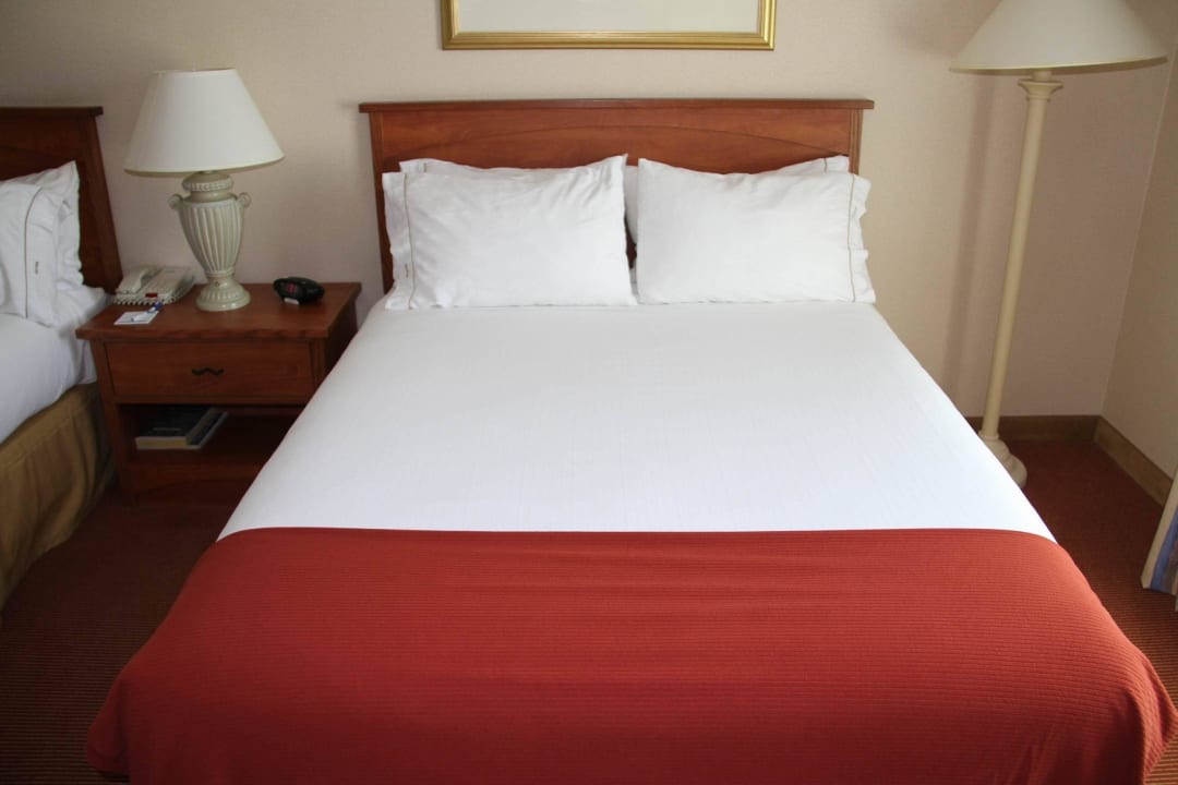 Double Room Holiday Inn Express & Suites Carson