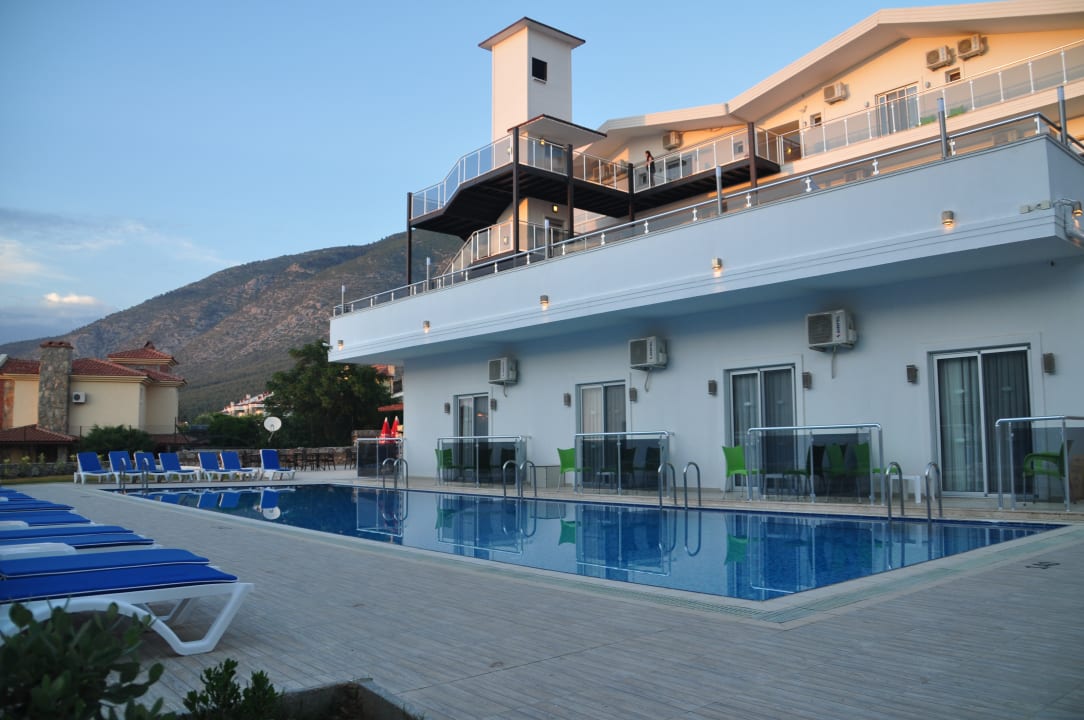 Pool Hotel Sunshine Holiday Resort