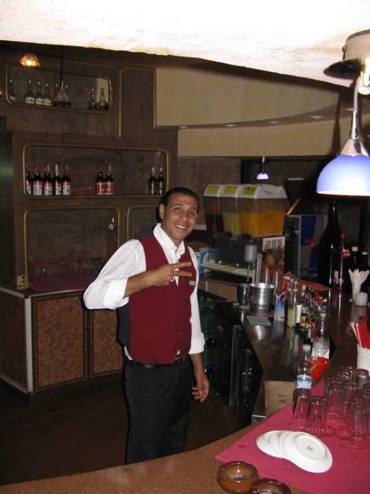 Ein super Barkeeper Pickalbatros Aqua Vista Resort - Hurghada
