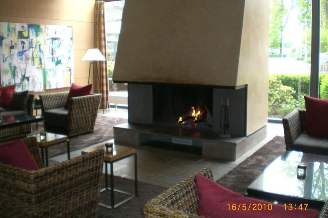 Kamin in der Lobby Hotel Esplanade Resort & Spa