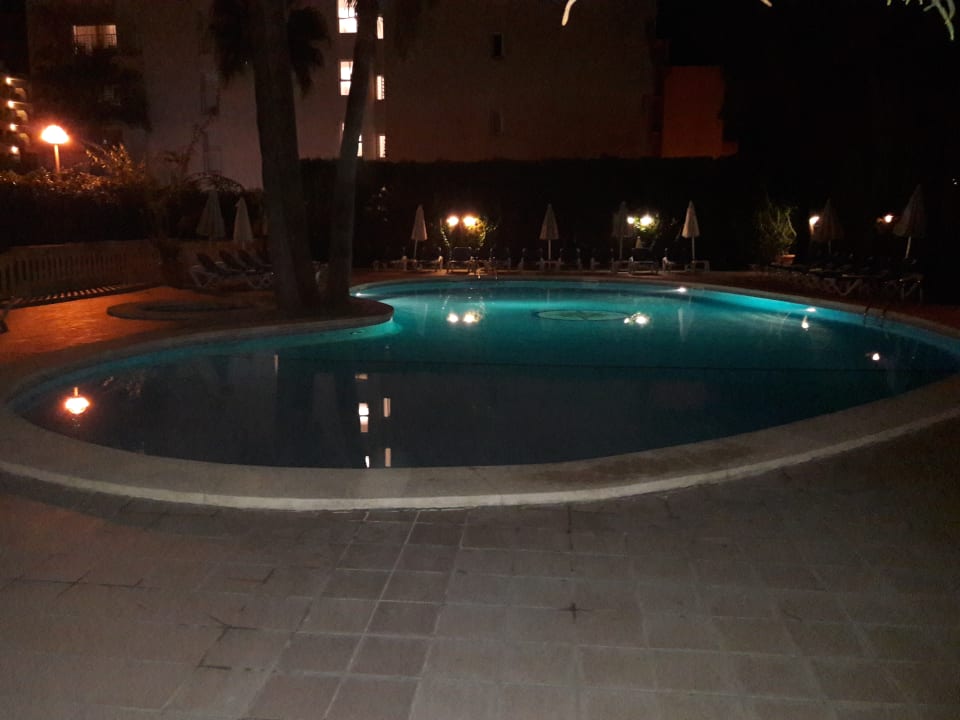 Pool Hotel Metropolitan Playa