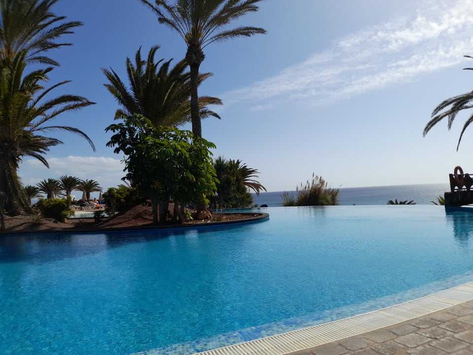Pool R2 Pajara Beach