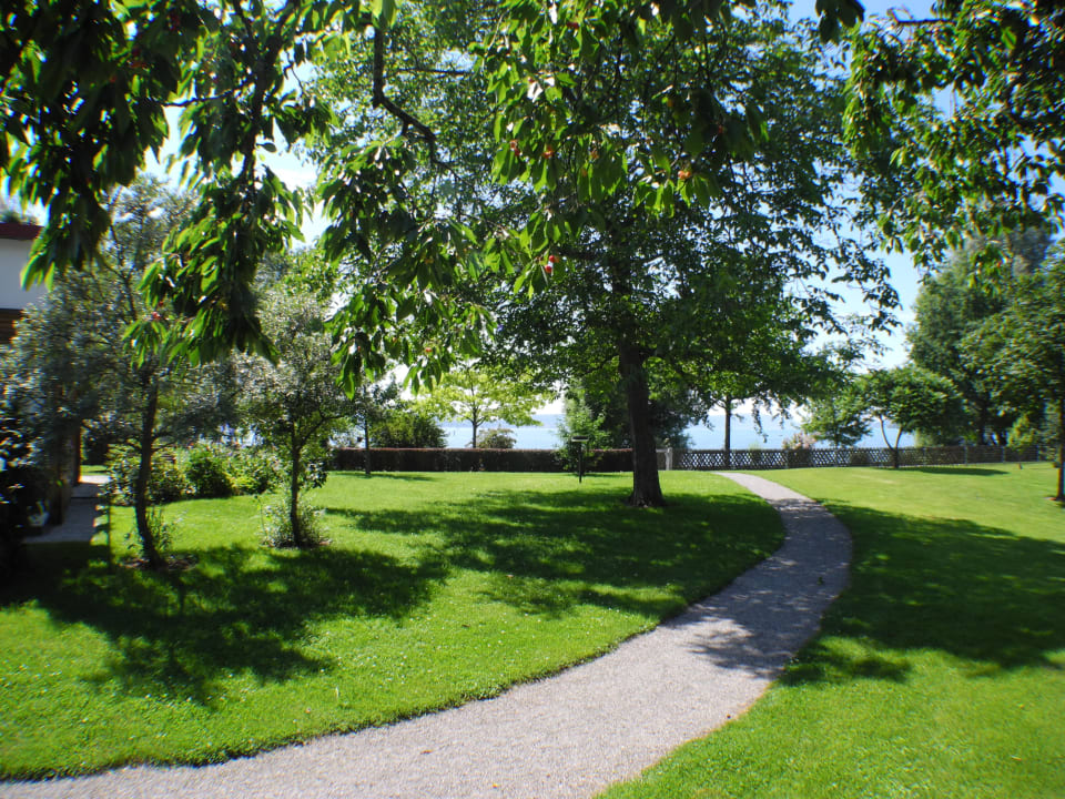 Weg zum Hotelstrand Hotel Fischerhaus