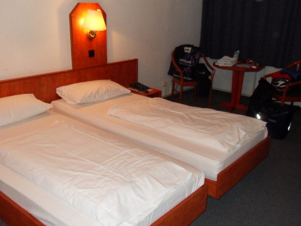 Doppelzimmer 2. OG Hotel Rossija