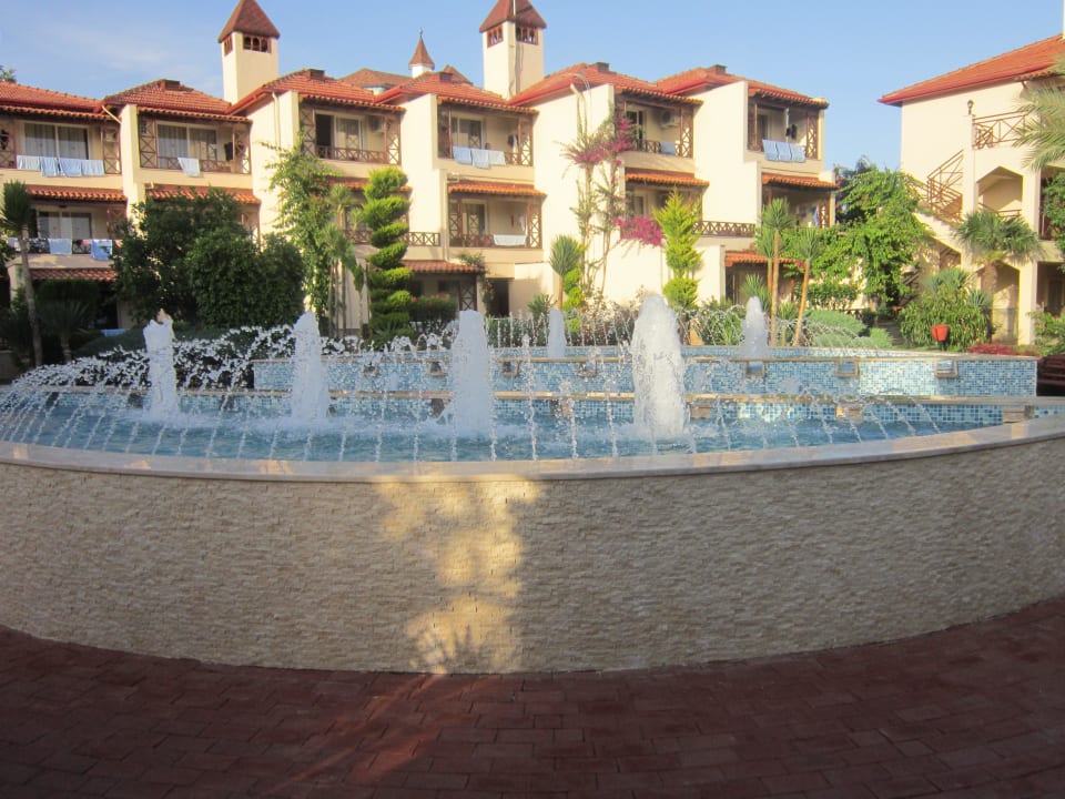 Neuer Springbrunnen Saphir Hotel & Villas