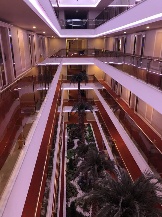 Sonstiges Azura Deluxe Resort & Spa Hotel