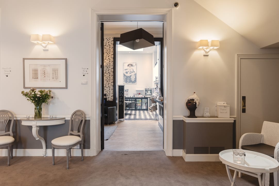 Lobby Hotel Made in Louise