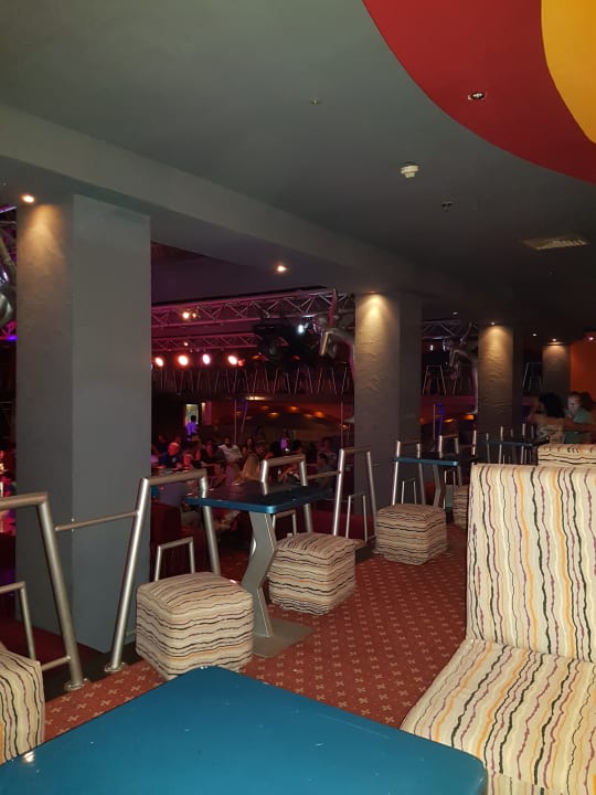 Disco Hotel Titanic Palace