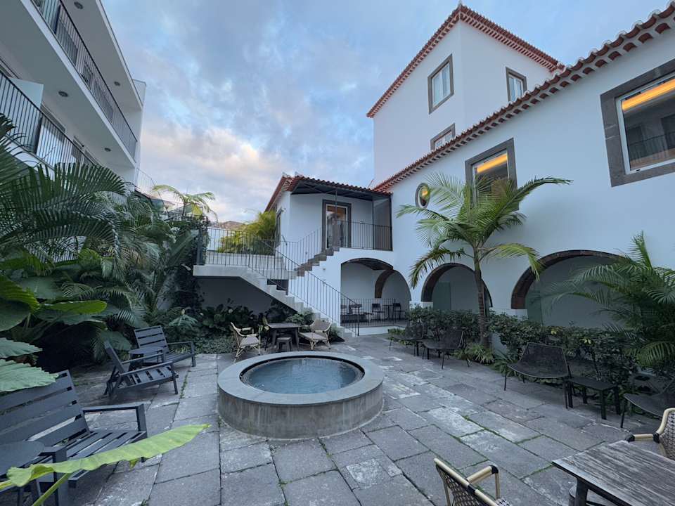 Außenansicht Pestana Fisherman Village, Câmera de Lobos