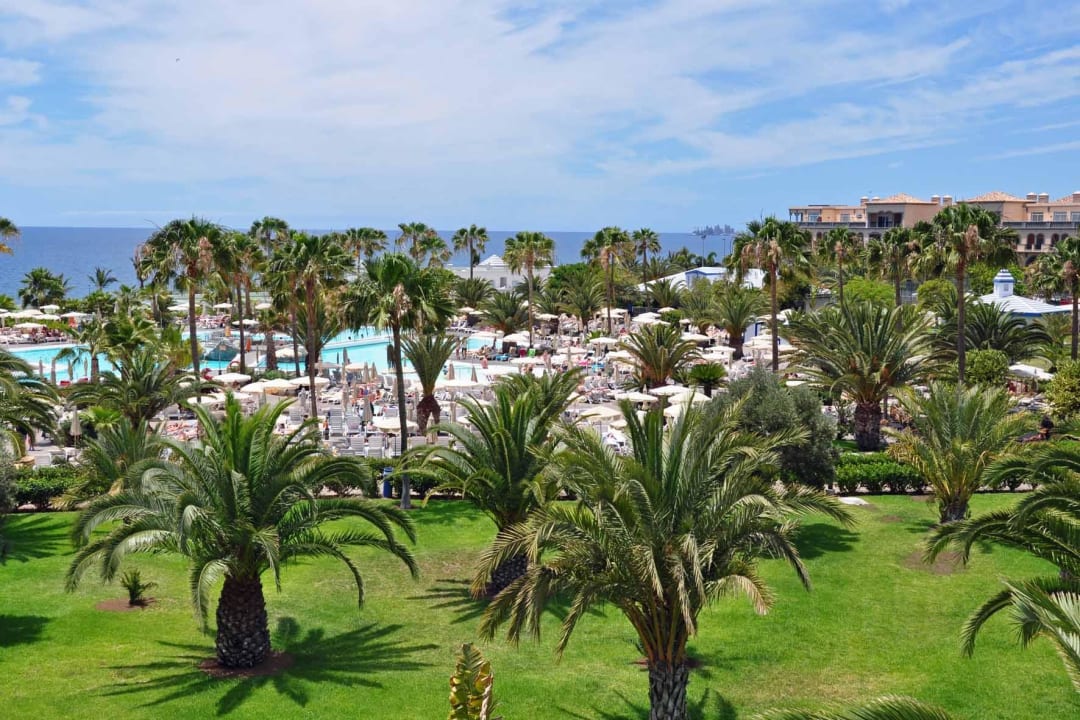 Blick vom Zimmer auf Gartenanlage Hotel Riu Gran Canaria