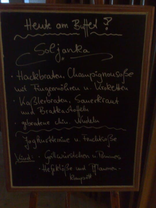 Tagesbeispiel für das Buffet im Restaurant Familotel Aparthotel am Rennsteig