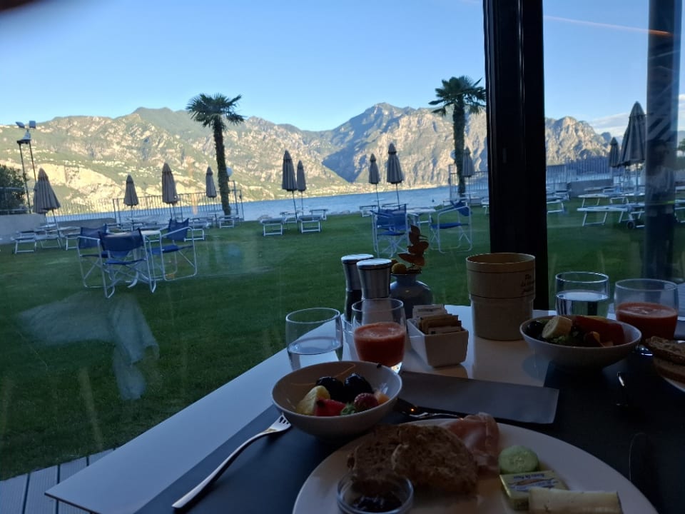 Gartenanlage Hotel Castello Lake Front