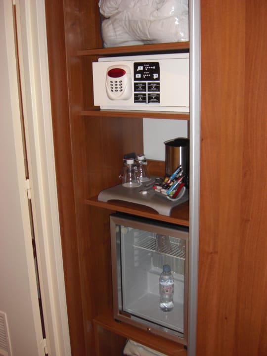 Safe & Kühlschrank Hotel Mercure Centre Notre Dame