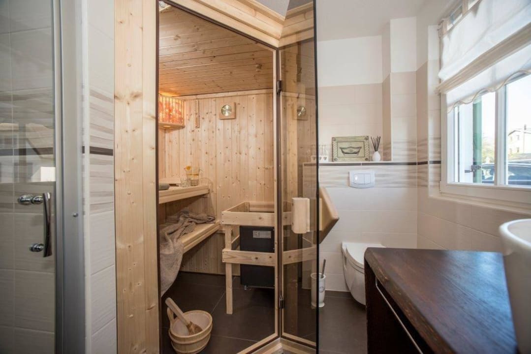 Bad EG mit Sauna Schwankes Ferienhaus Seeadler