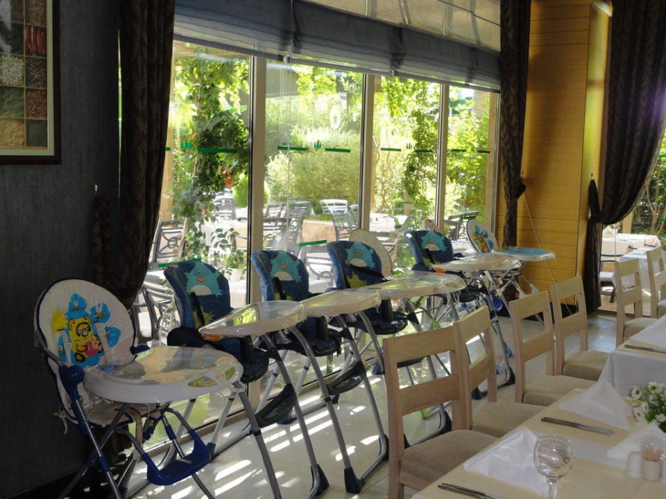 Krzesełka dla dzieci Can Garden Resort