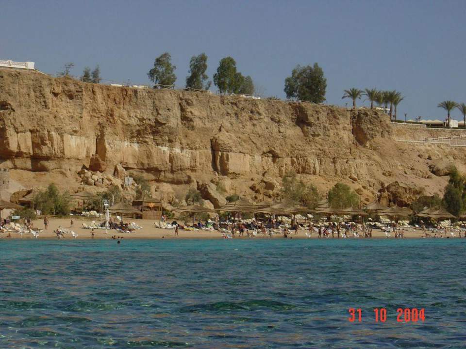 Widok na plażę z pomostu Hotel El Faraana Reef Resort