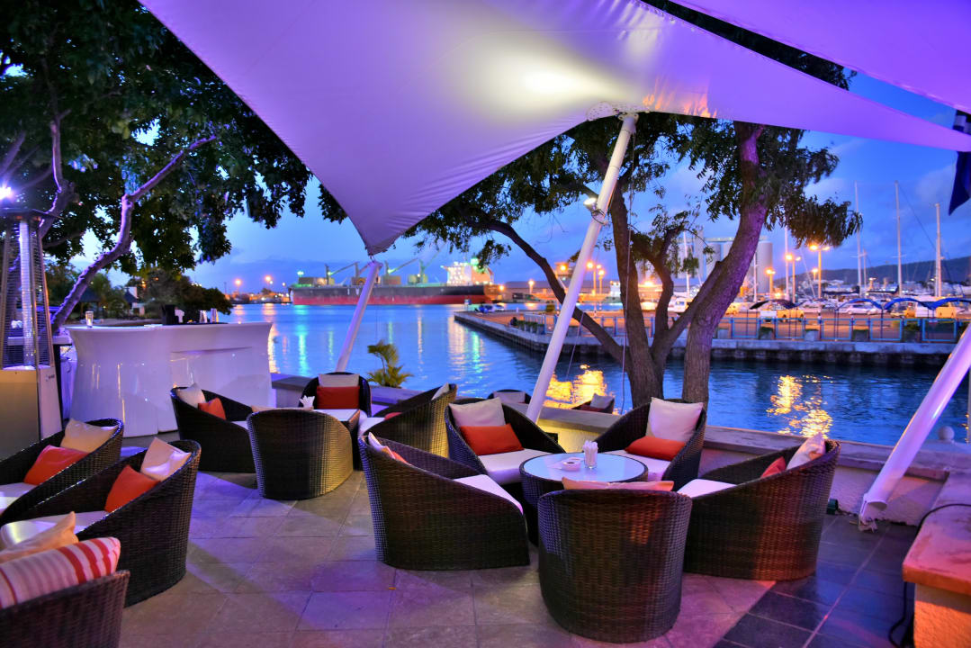 Gastro Le Suffren Hotel And Marina