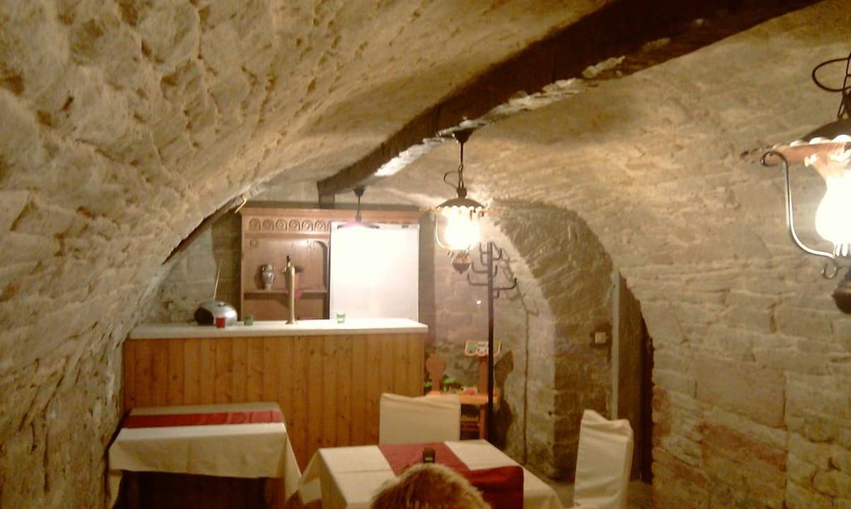 Kellergewölbe (vorne) Waldhotel Zu den drei grauen Ziegenböcken