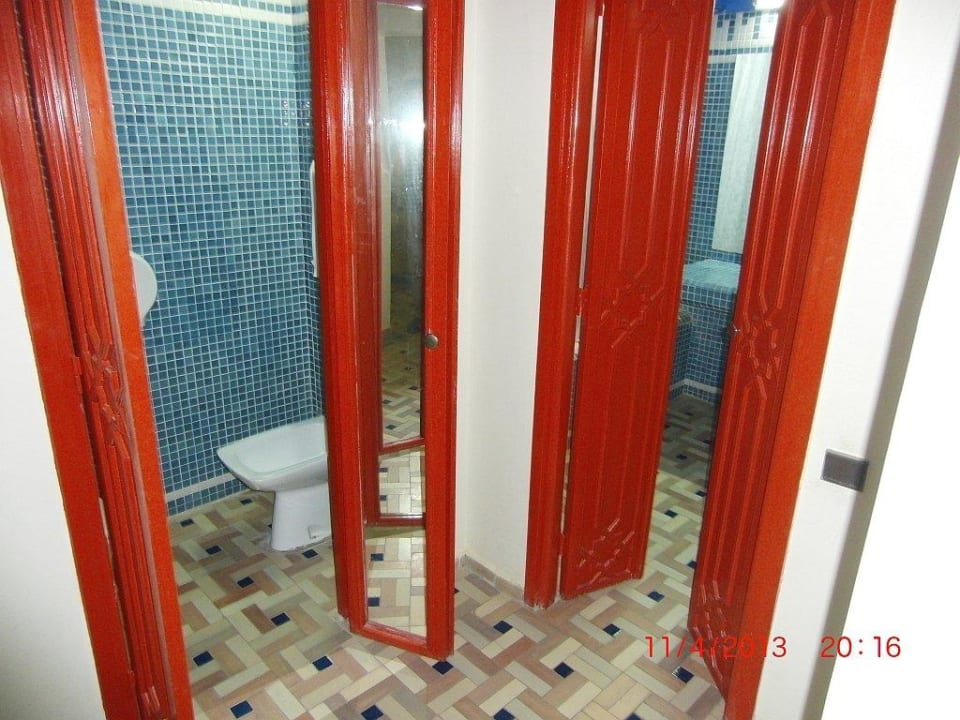 Türen zum Bad und WC Riad Tichka Salam