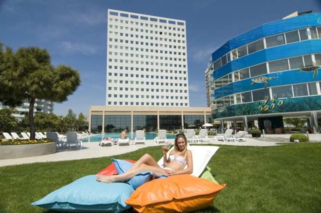 Garden & Hotel Building The Marmara Antalya Hotel