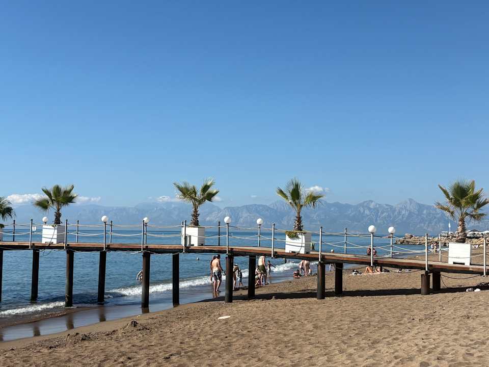 Strand Wyndham Garden Lara