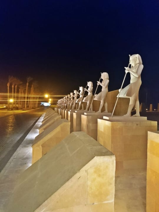 Außenansicht Old Palace Resort Sahl Hasheesh